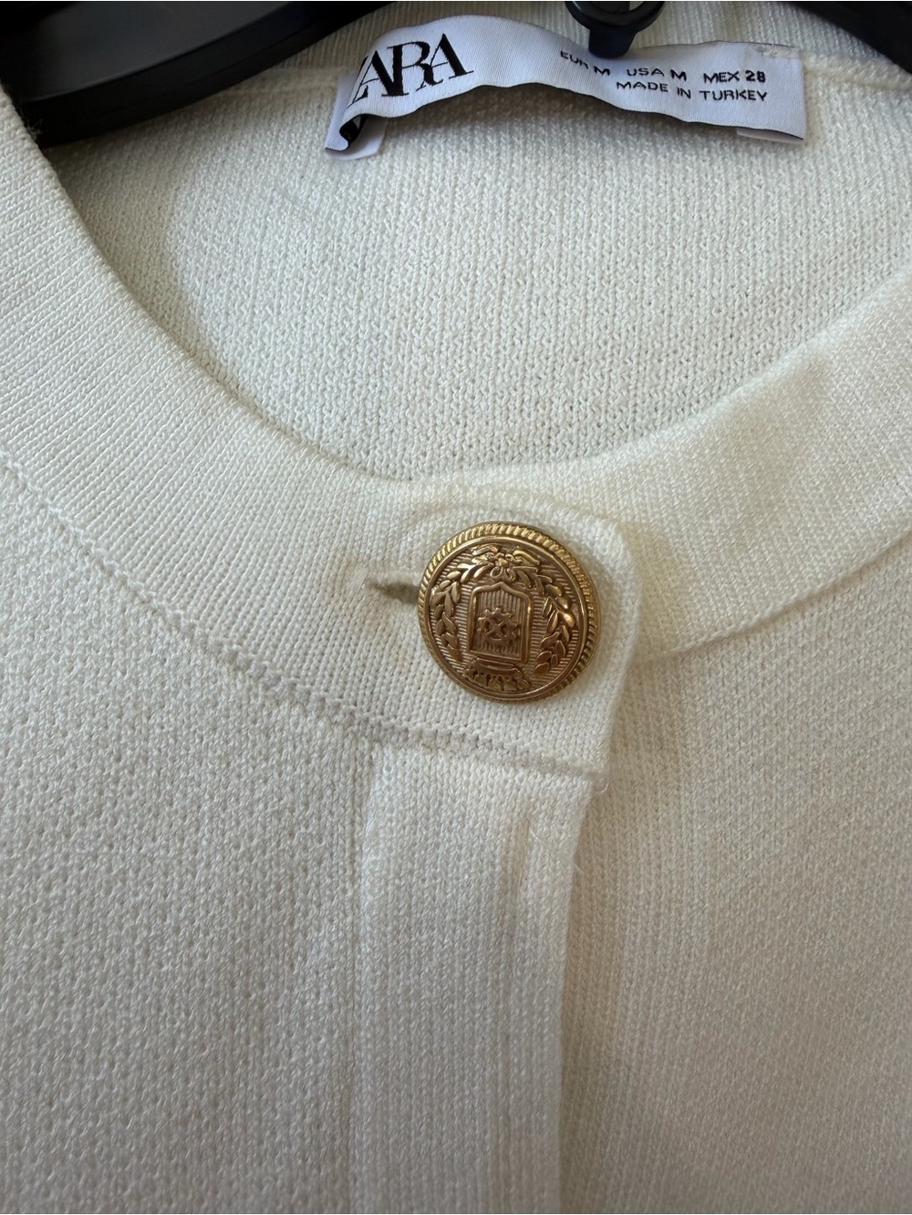 Zara Ivory Knit Short Sleeve Gold Button Cardigan Size M - Picture 7 of 8